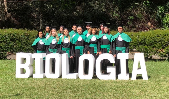 Ajuda para pagar a formatura 