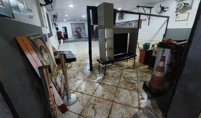 Nos ajude a recuperar nossa academia de jiu-jitsu 