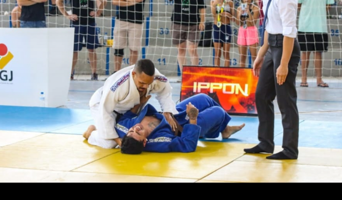 Cirurgia no ligamento do joelho 