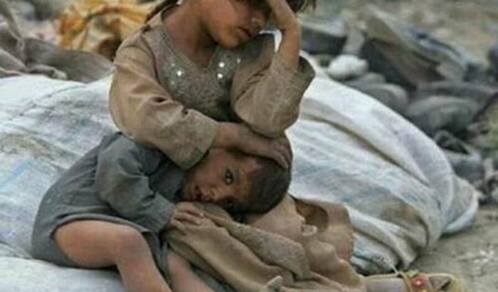 Ajudando crianças .