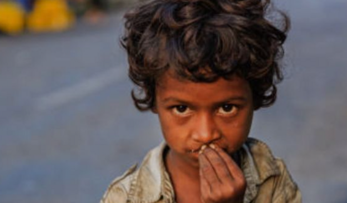 Tou pedindo ajuda para quem puder, pois tou com um projeto pra ajudar muitas crianças que tão sendo vítima de abuso  