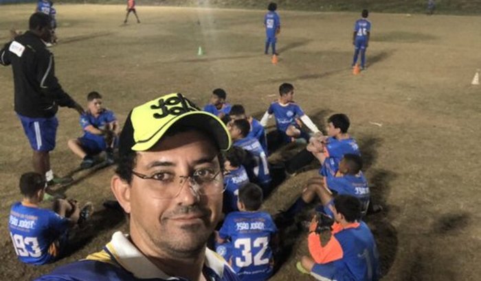 Arrecadação de uniformes materiais esportivos 