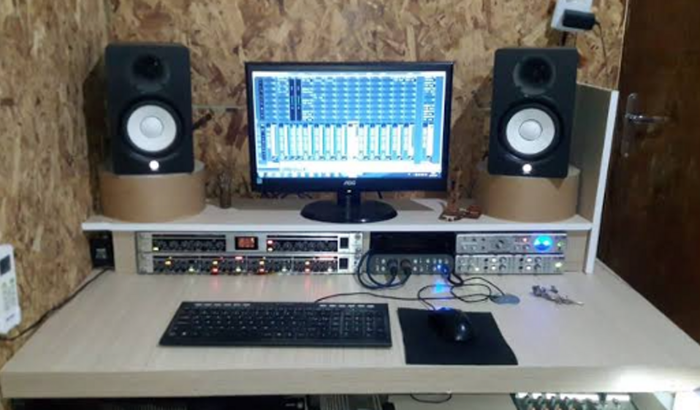 ROUBO DO MEU ESTÚDIO 