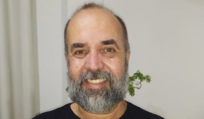 Vamos ajudar nosso amigo Carlos Wagner a vencer o câncer