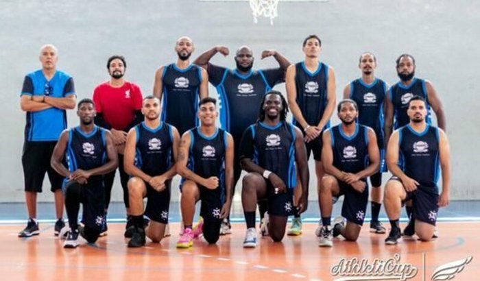 Novo uniforme time de basquete 