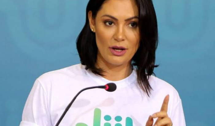 Um Supletivo para Michelle Bolsonaro