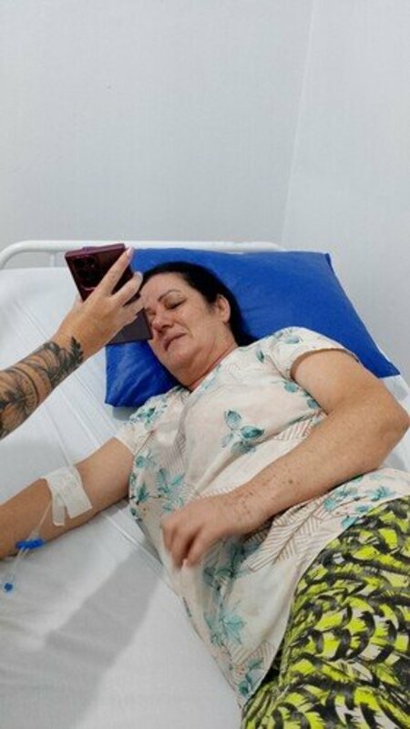 Ajude minha mãe no tratamento de neuralgia do trigêmeo 