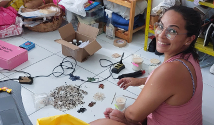 Ajude sua amiga artesã