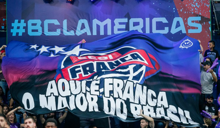 BANDEIRÃO ROUBADO 