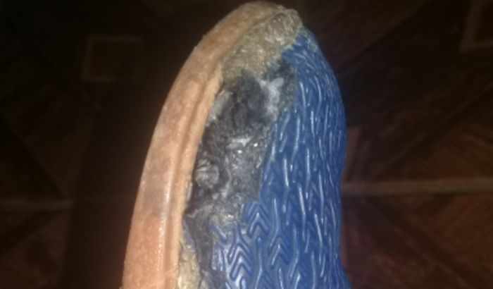Para eu comprar uma chuteira nova e comprar alguma coisa para meu irmão.