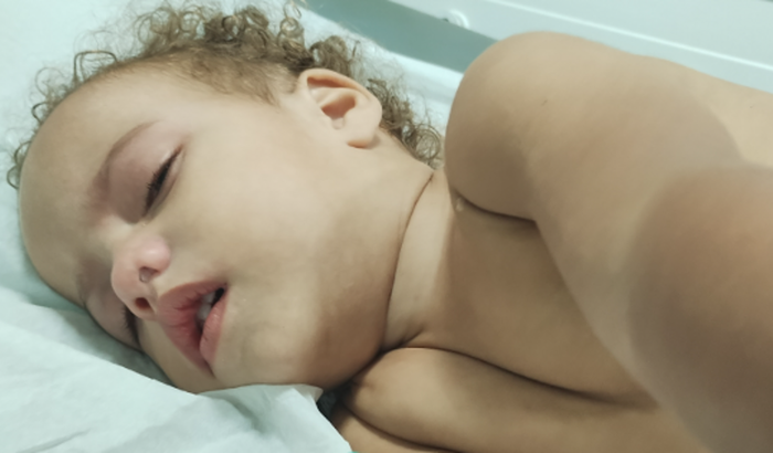 Ajuda nos mantimentos da minha filha frauda, leite 