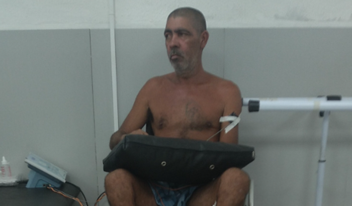 EZIEL COM AVC ESQUEMICO, PARALISADO