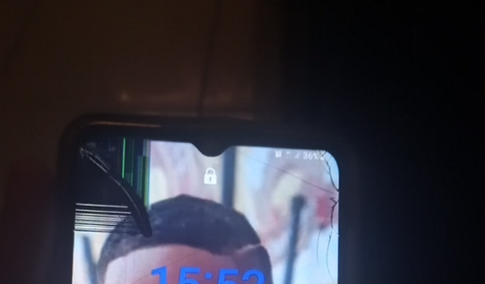 Ajuda para comprar  um celular  para minha  mãe 