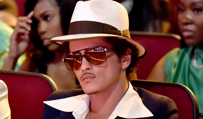 Ajude o Bruno Mars