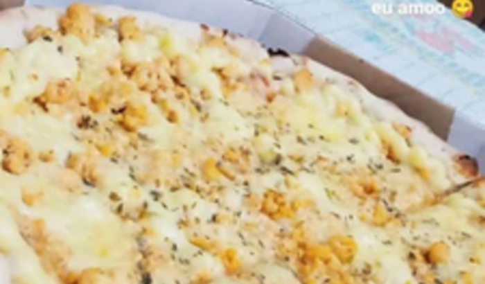 Me ajude a comprar 1 pizza. 50 centavos já ajuda.. Obrigado 🫂