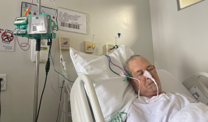 Jeremias está enfrentando um tratamento contra um câncer cerebral a 10 meses, os custos hospitalares são muito altos