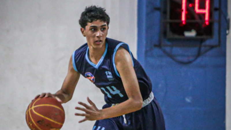 Próteses para o Matheus do Basquete!