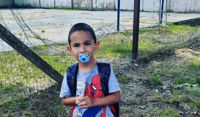 Ajudar meu filho autista de 4 anos