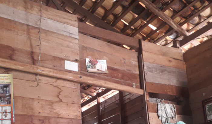 Ajudar minha mãe a construir nossa casa