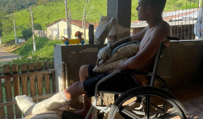 Me ajudem a consertar minha moto, sou motoboy e sem ela não tenho sustento