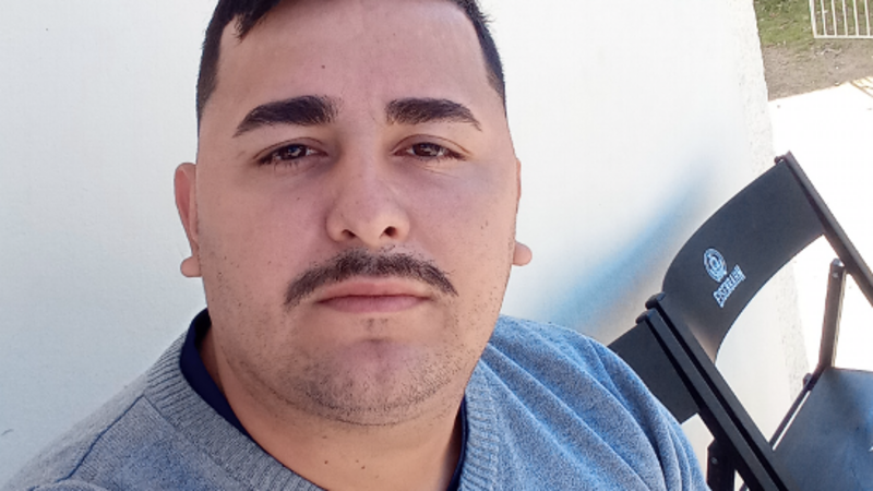 Uma Mão amiga , pra fazer a cirurgia 🙏