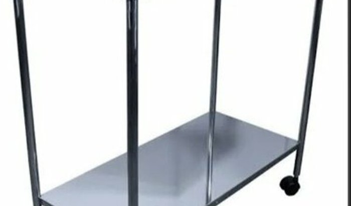 Ajuda para comprar Mesa Auxiliar de Inox