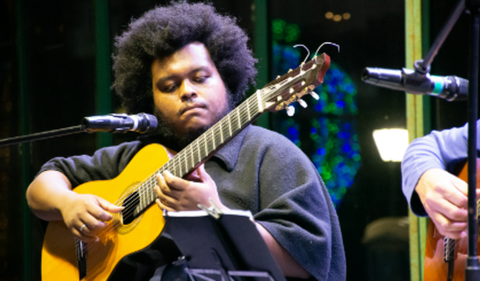 Colaboração para arcar com o prejuízo do golpe que tomei de 3 mil reais.