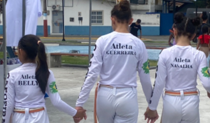 Grupo aliança de capoeira Rumo ao tão sonhado VMB, com sua ajuda.
