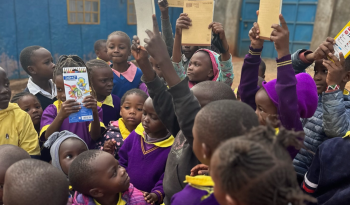 Ajude a garantir a alimentação de crianças refugiadas na África 