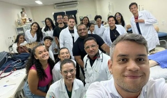 Ajuda pra pagar minha faculdade / Fisioterapia 