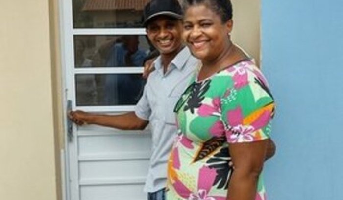 Nome Eva ARLima. E para terminar a casa dos sonhos.