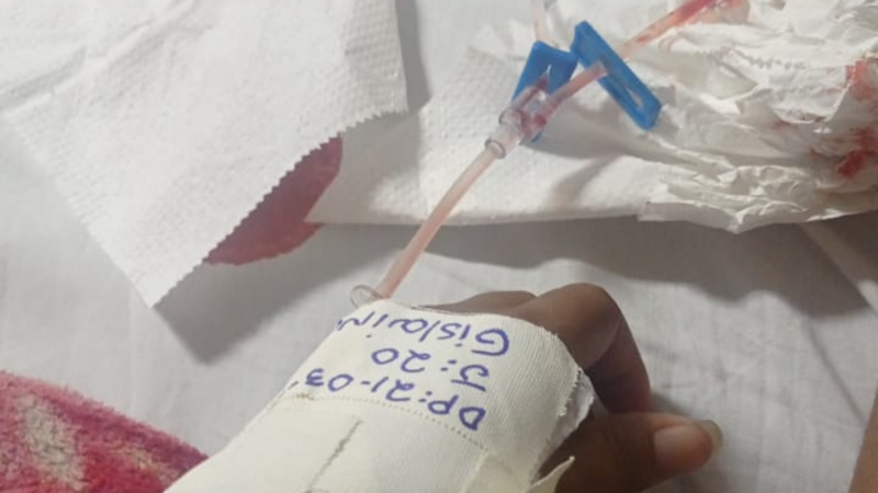 Nós ajuda a tratar ela 