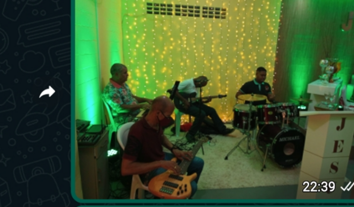 Ajude a comprar um PC para  banda que ajuda igrejas.