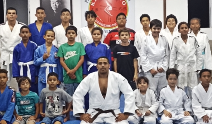 Ajuda para o exame de faixa preta de judô 