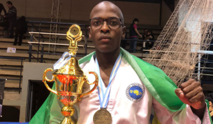 Levar Emerson Barreto para o Kombat Taekwon-do