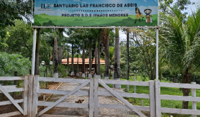 AJUDE O ABRIGO DE ANIMAIS SÃO FRANCISCO DE ASSIS