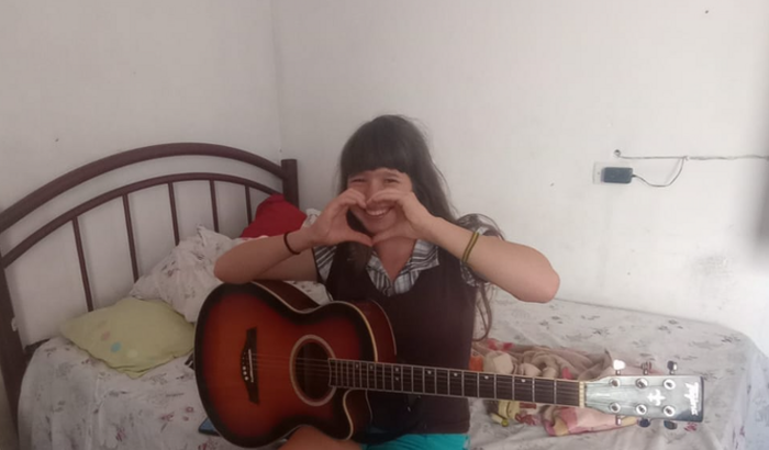 Oiii gente, então eu estou precisando de instrumentos musicais, para mim montar uma banda, é o meu sonho.