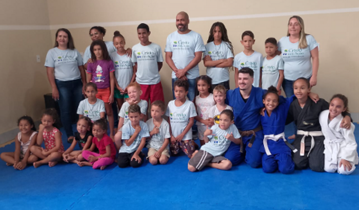 COMPRAR KIMONOS E FAIXA DE JIU JITSU PARA PROJETO SOCIAL. 