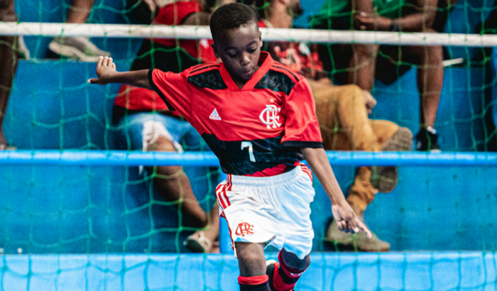 Ajude ao Bryan embarcar para caburiù (Santa Catarina)