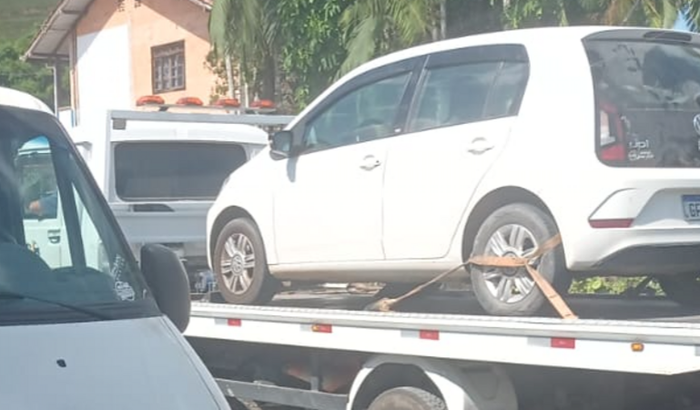 Ajuda para tirar o carro da oficina