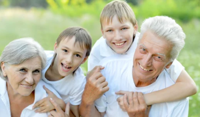 Arrecadação de fraldas geriátricas para idosos!