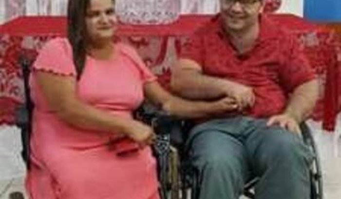 Carro adaptado para casal de deficiente 