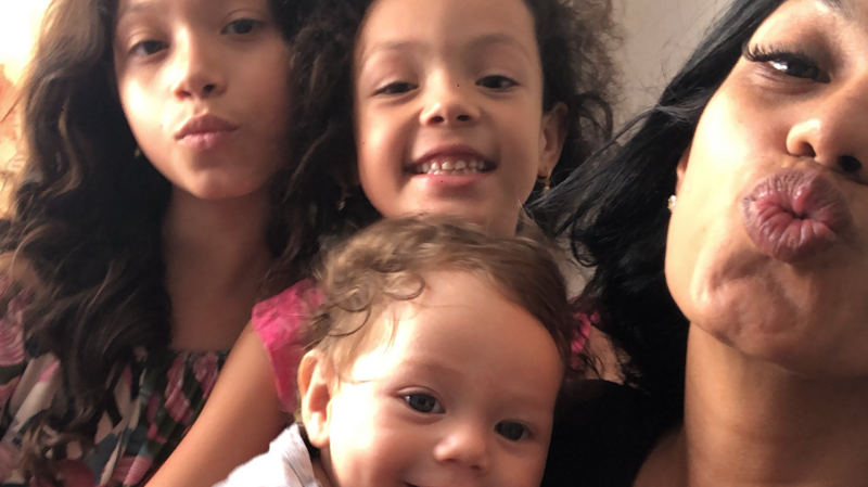 Opoie Ariane a dar um lar para seus filhos 