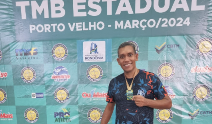 Ajuda substituir material danificado Tenis de Mesa Profissional