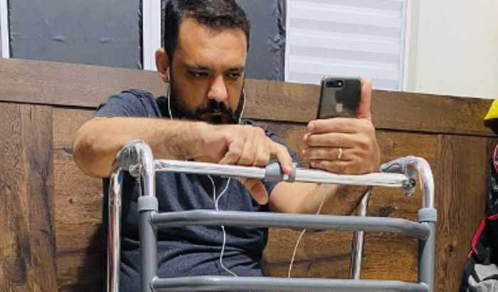 Ajuda Para Cirurgia No Fémur