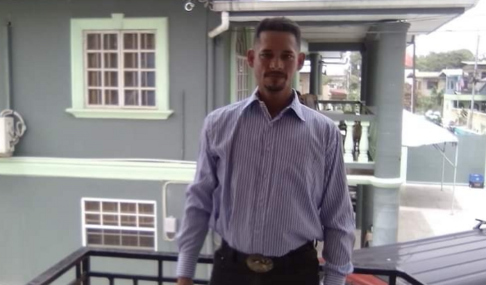 Ajude-nos a levar as cinzas do nosso querido Carlos para casa