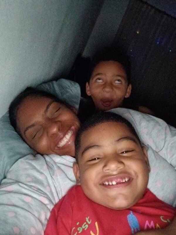 imagem da vaquinha Ajuda para retornar ao Brasil