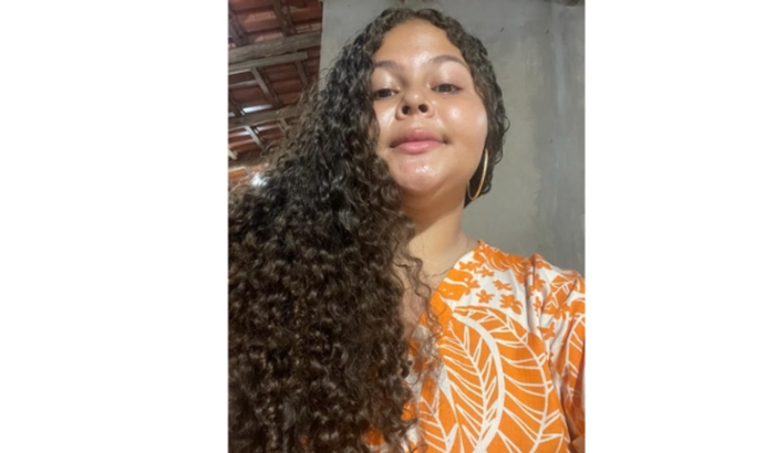 " Me ajude a fazer a minha festa de 15 ANOS "