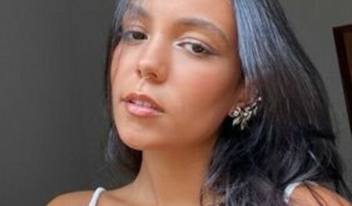 Ajuda para Maria Eduarda 