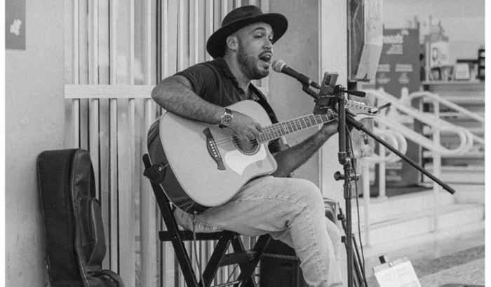 Ajude o Louvor de Rua a comprar uma caixa profissional